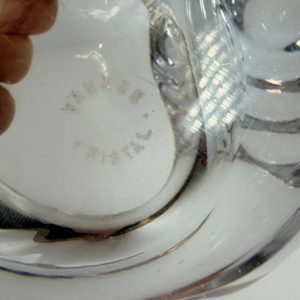 Clear Crystal Seashell Trinket or candy bowl‎ by Vannes made in France